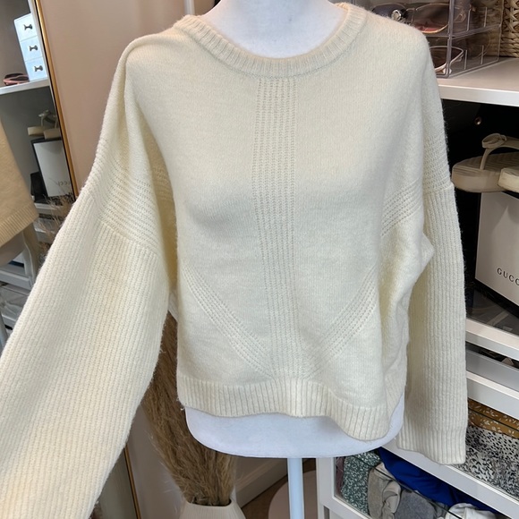 Topshop Cropped Cream Sweater 